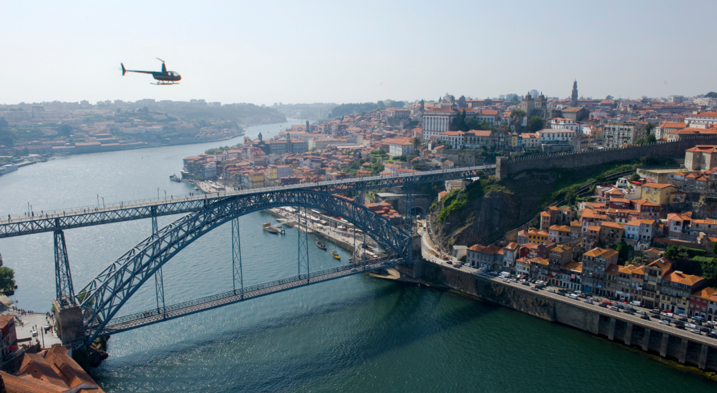 Porto helicopters, helicopter tour porto 