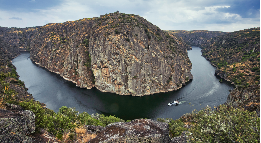 Yacht on Douro