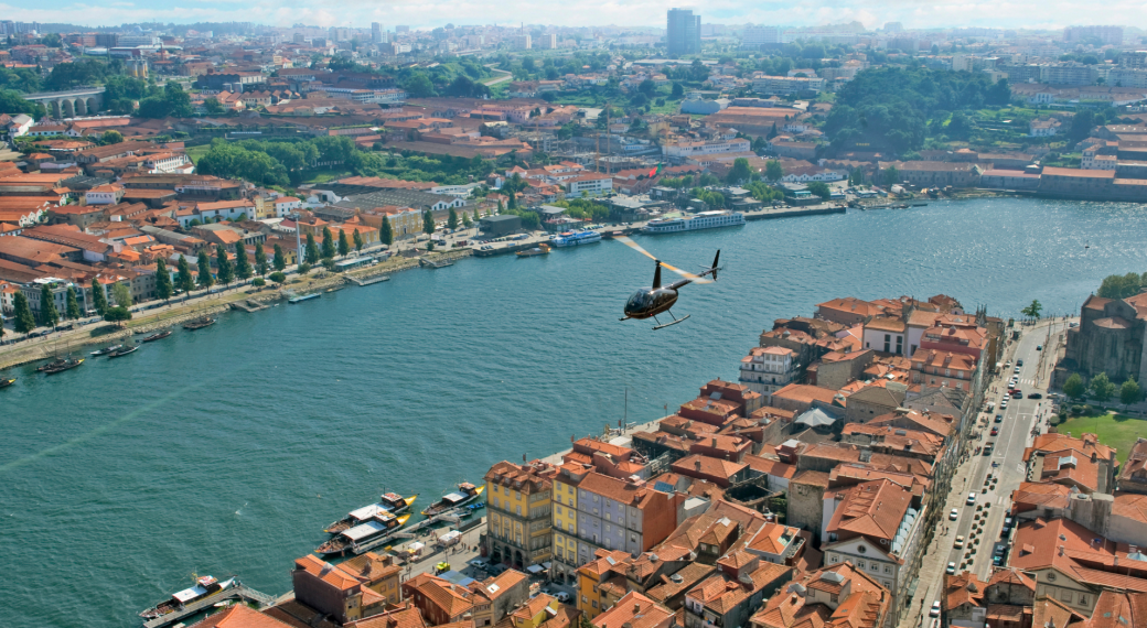 Helicopters in Porto